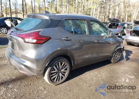 2021 Nissan Kicks Sv Xtronic Cvt z USA, uszkodzony, nr VIN 3N1CP5CV1ML470370